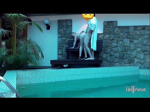 ❤️ Bos menjemput pembantu rumah ke kolam, tetapi tidak dapat menahan panas ️ seks super pada ms.pornfuror.ru